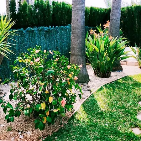 Inviting 3-bed In Near The Beach 데니아